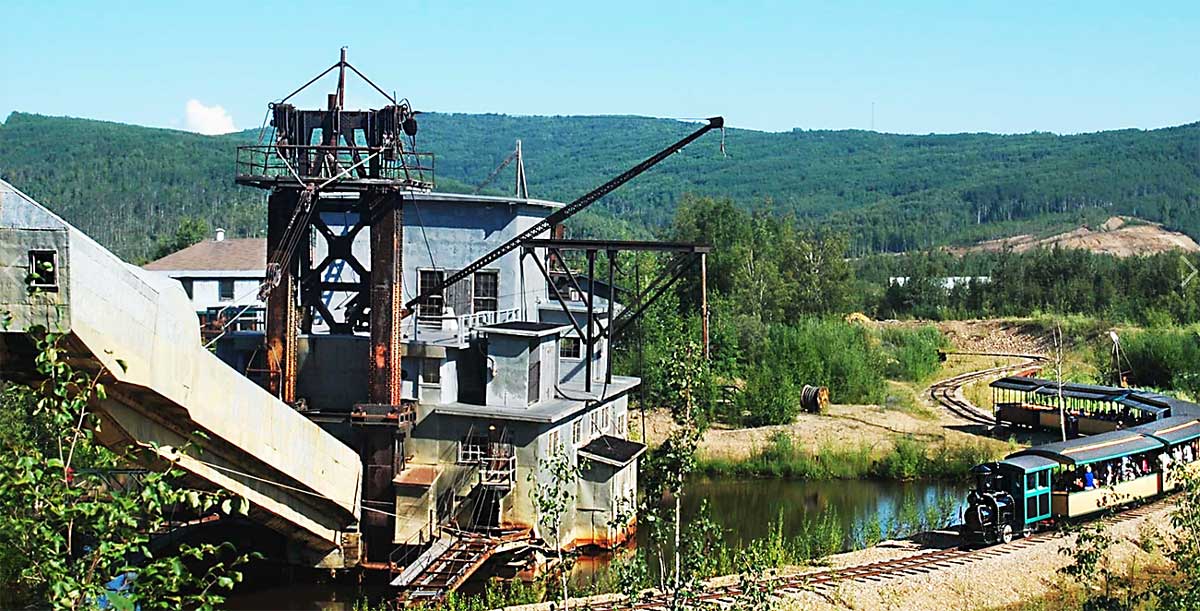Fairbanks Gold Panning - Gold Dredge 8
